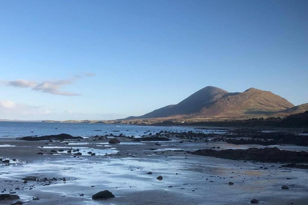 An Nead Beag Only 2 Miles From Louisburgh Villa Eksteriør bilde